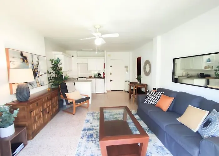 דירה Modern 1 Bedroom With Pool Acess, Edificio Bahamas,