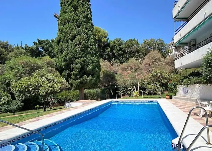 Modern 1 Bedroom With Pool Acess, Edificio Bahamas, דירה נרחה